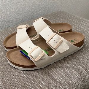 BIRKENSTOCK | Arizona Vegan Sandal - Eggshell